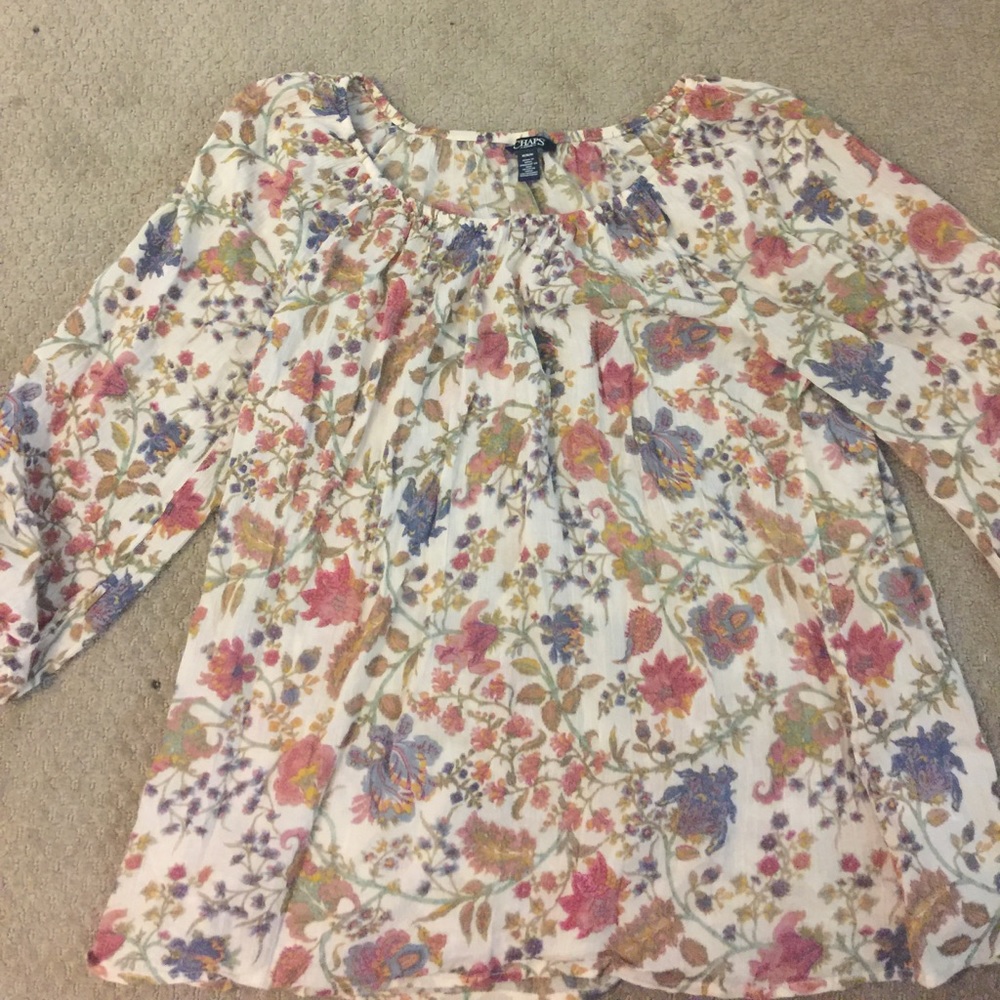Floral loose summer CHAPS women’s shirt.